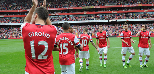 2025／26赛季英超：在球迷心中新赛季英超最佳引援都是谁呢（2025／26英超新赛季：球迷心目中的最佳引援是谁？）