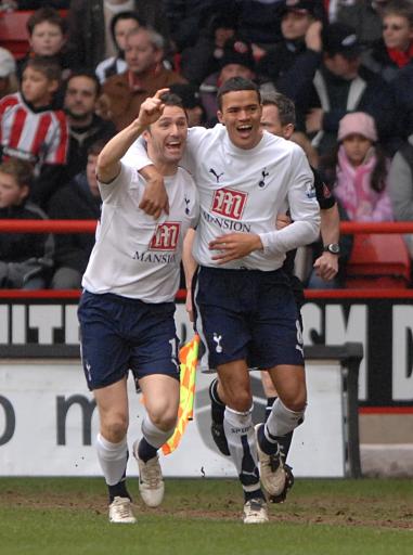 每体：已有323名巴萨会员转卖门票给法鹰球迷，这些票将作废（每体：查出323位巴萨会员向法鹰球迷转售球票，涉事门票将被取消）