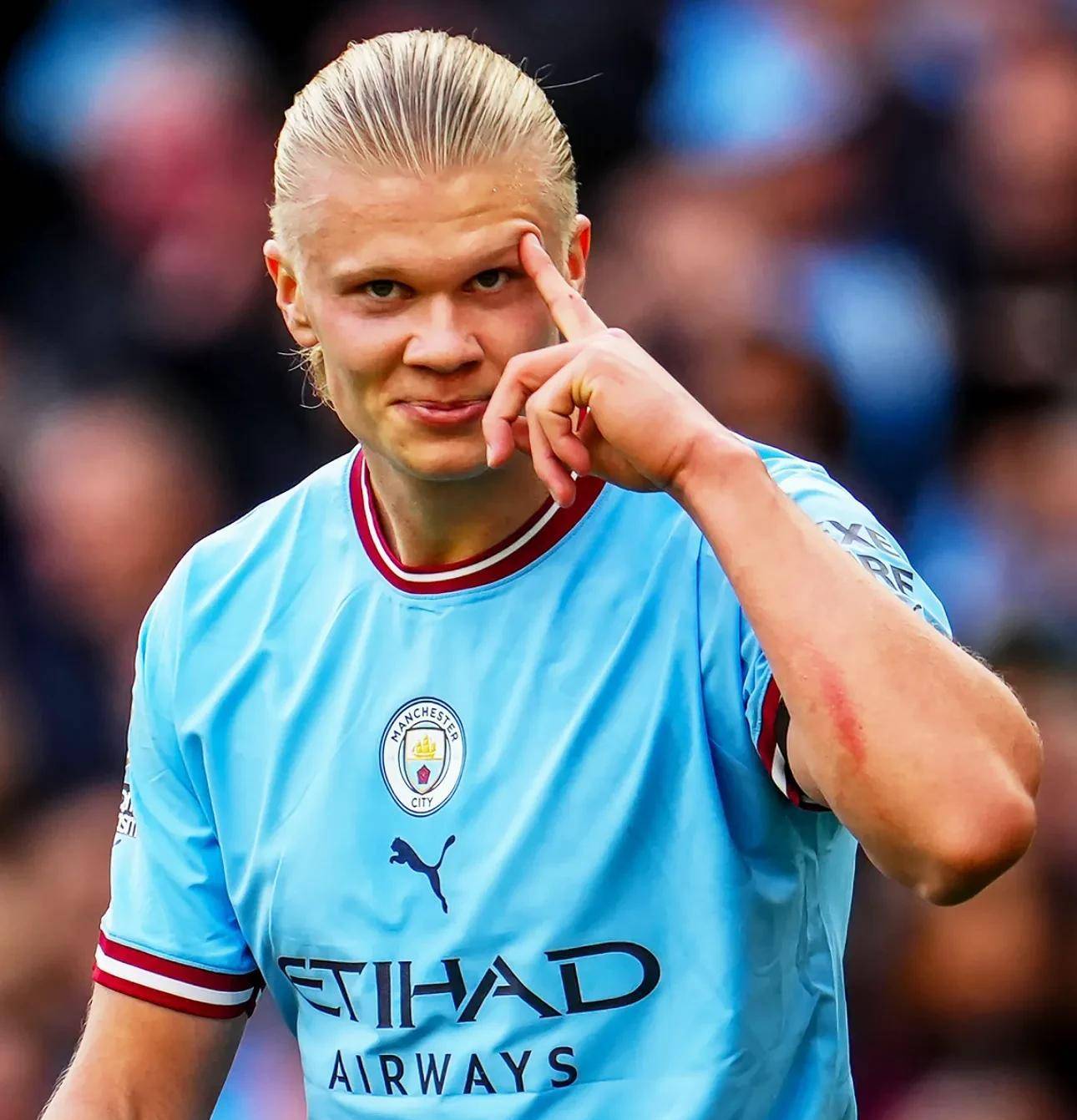 格罗索：萨索洛要无畏前行，我从里皮那里学到不要束缚球员（格罗索：萨索洛应勇往直前，我从里皮学到要放手让球员发挥）